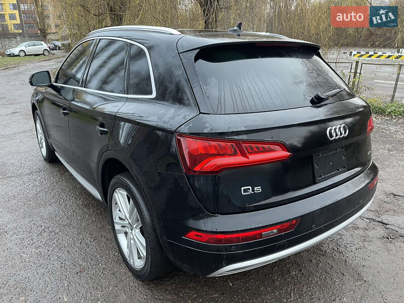 Внедорожник / Кроссовер Audi Q5 2019 в Ровно фото 3 Внедорожник / Кроссовер Audi Q5 2019 в Ровно