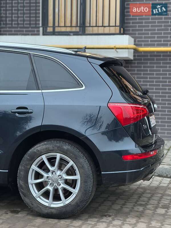Позашляховик / Кросовер Audi Q5 2011 в Львові