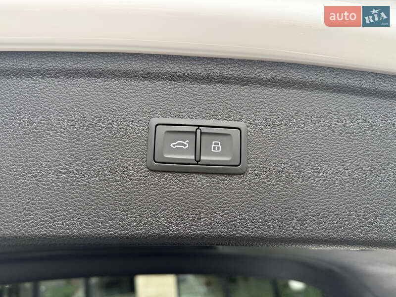 Внедорожник / Кроссовер Audi Q5 2024 в Коломые