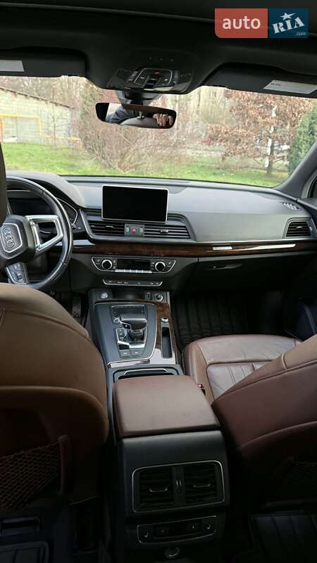 Позашляховик / Кросовер Audi Q5 2018 в Івано-Франківську