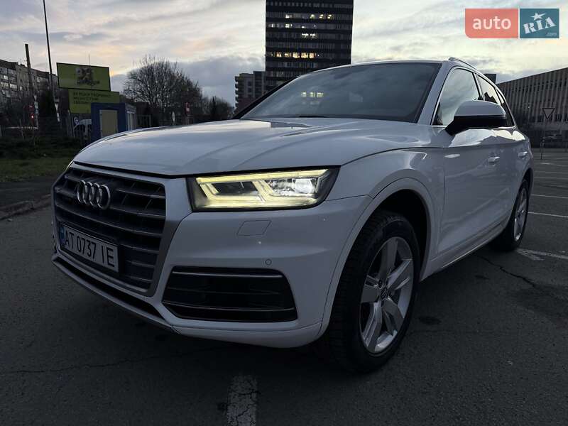 Позашляховик / Кросовер Audi Q5 2018 в Івано-Франківську