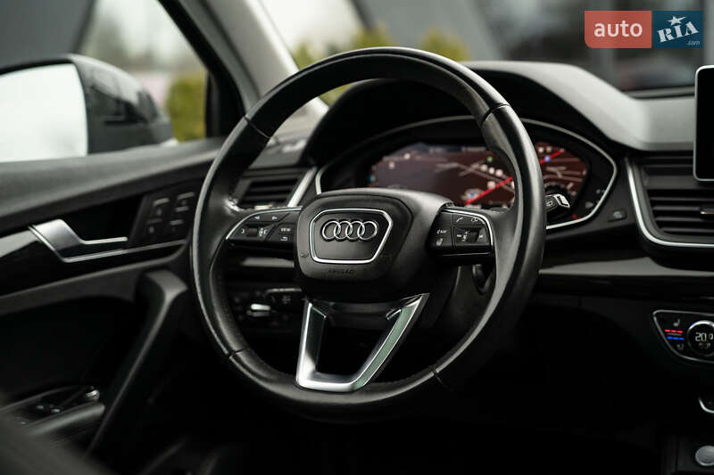 Внедорожник / Кроссовер Audi Q5 2018 в Черновцах