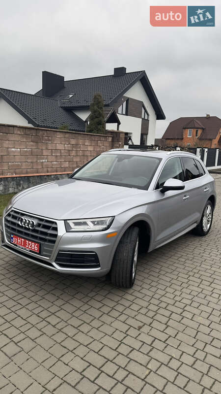 Внедорожник / Кроссовер Audi Q5 2018 в Луцке фото 3 Внедорожник / Кроссовер Audi Q5 2018 в Луцке