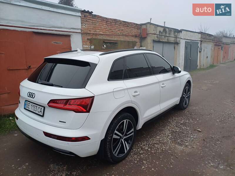 Позашляховик / Кросовер Audi Q5 2017 в Первомайську фото 4 Позашляховик / Кросовер Audi Q5 2017 в Первомайську