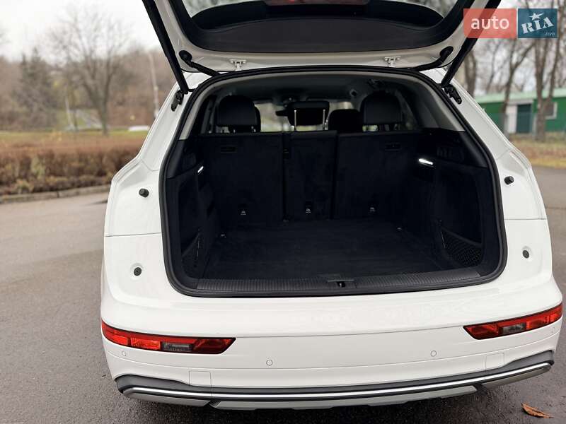 Внедорожник / Кроссовер Audi Q5 2020 в Киеве фото 20 Внедорожник / Кроссовер Audi Q5 2020 в Киеве