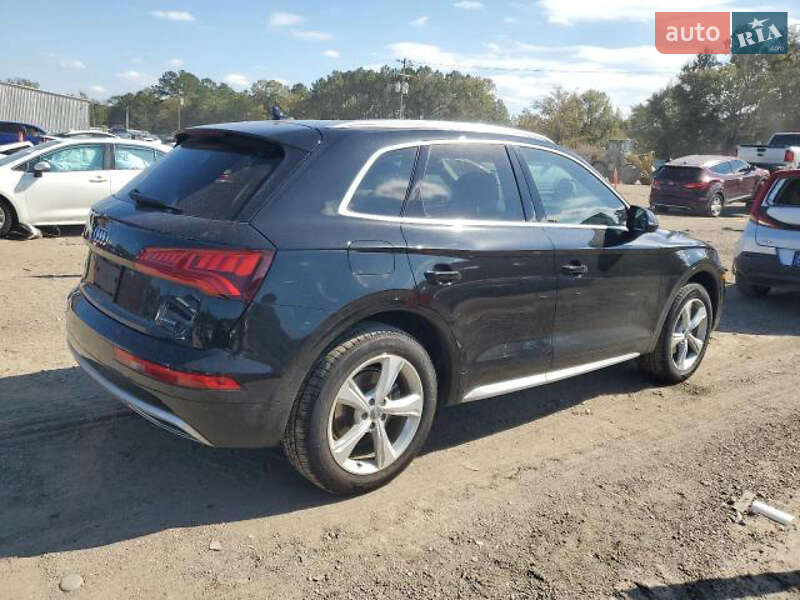 Позашляховик / Кросовер Audi Q5 2020 в Сумах