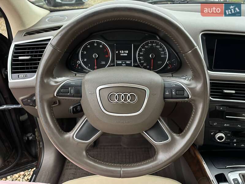 Внедорожник / Кроссовер Audi Q5 2015 в Стрые