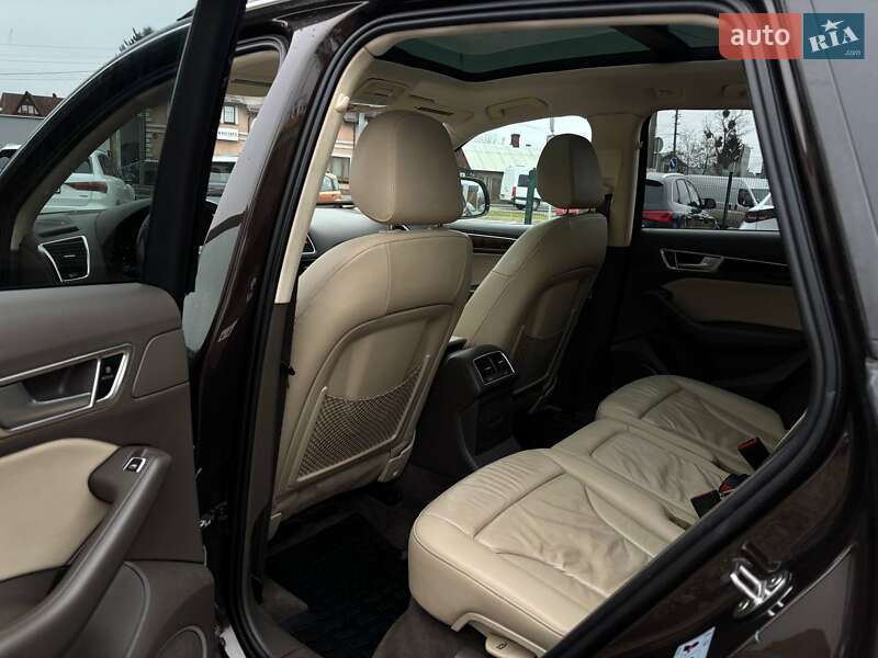 Внедорожник / Кроссовер Audi Q5 2015 в Стрые