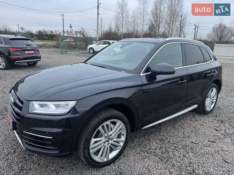 Позашляховик / Кросовер Audi Q5 2018 в Луцьку