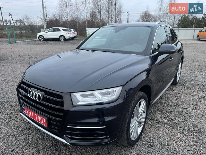 Позашляховик / Кросовер Audi Q5 2018 в Луцьку
