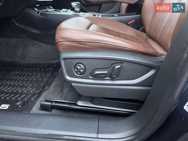 Позашляховик / Кросовер Audi Q5 2018 в Луцьку