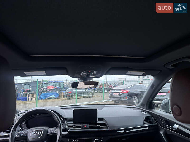 Позашляховик / Кросовер Audi Q5 2018 в Луцьку