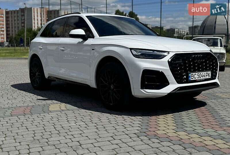 Внедорожник / Кроссовер Audi Q5 2019 в Львове фото 2 Внедорожник / Кроссовер Audi Q5 2019 в Львове