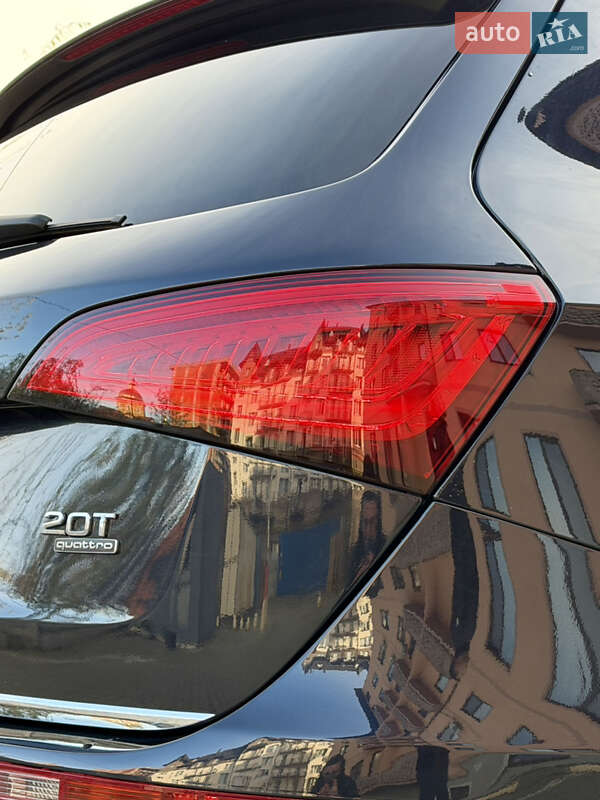 Внедорожник / Кроссовер Audi Q5 2016 в Ужгороде