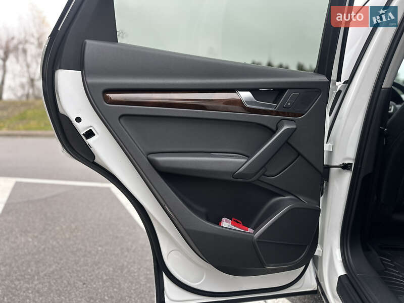 Внедорожник / Кроссовер Audi Q5 2018 в Киеве фото 27 Внедорожник / Кроссовер Audi Q5 2018 в Киеве