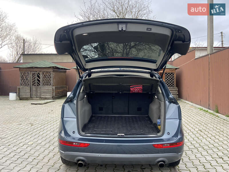 Внедорожник / Кроссовер Audi Q5 2009 в Новоселице