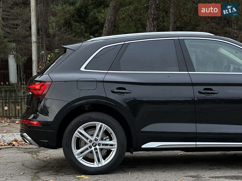 Внедорожник / Кроссовер Audi Q5 2023 в Николаеве