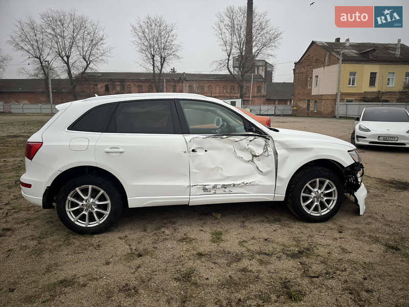 Позашляховик / Кросовер Audi Q5 2011 в Кропивницькому