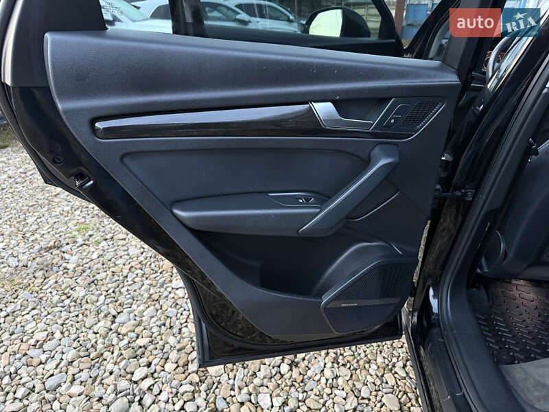 Позашляховик / Кросовер Audi Q5 2018 в Стрию