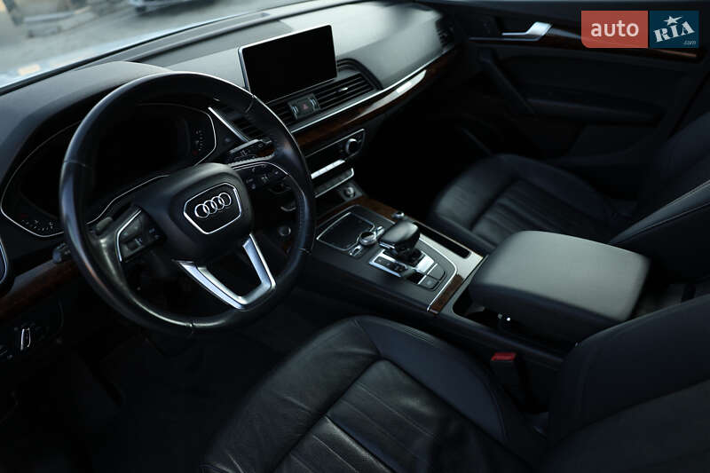 Внедорожник / Кроссовер Audi Q5 2017 в Львове фото 17 Внедорожник / Кроссовер Audi Q5 2017 в Львове