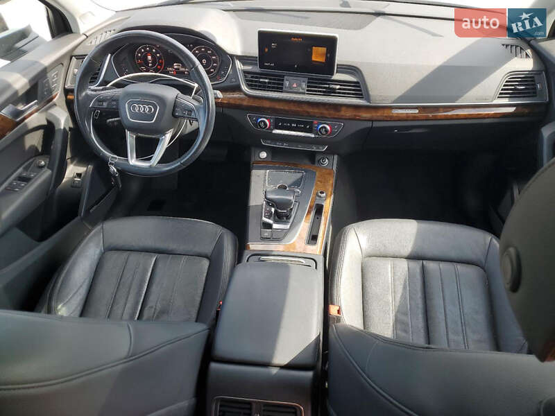 Внедорожник / Кроссовер Audi Q5 2017 в Львове фото 30 Внедорожник / Кроссовер Audi Q5 2017 в Львове