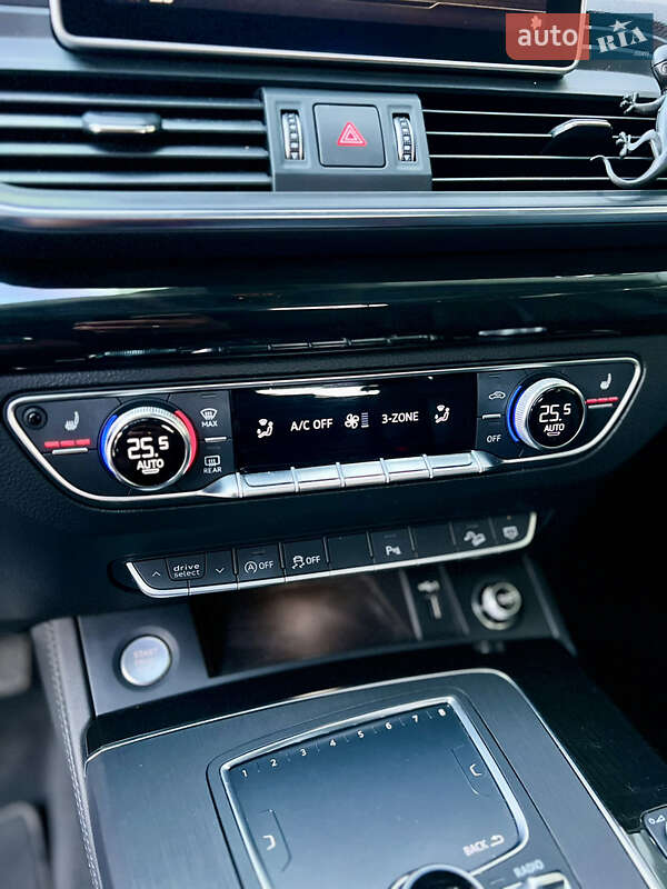 Внедорожник / Кроссовер Audi Q5 2019 в Львове фото 29 Внедорожник / Кроссовер Audi Q5 2019 в Львове