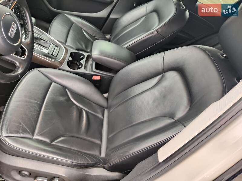 Внедорожник / Кроссовер Audi Q5 2012 в Киеве