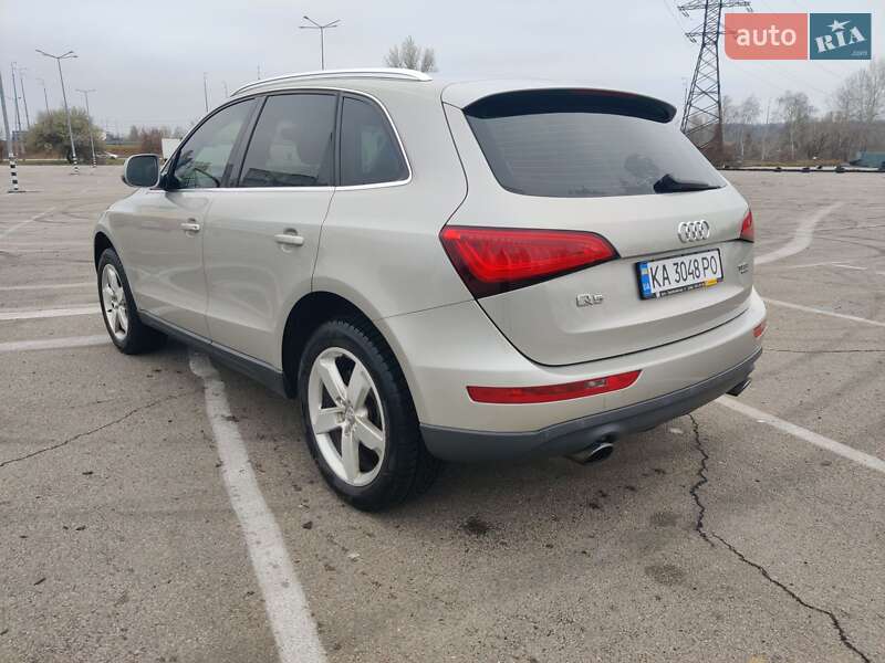 Внедорожник / Кроссовер Audi Q5 2012 в Киеве