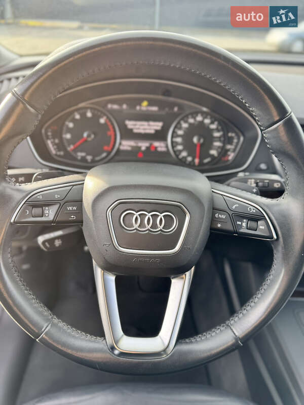 Внедорожник / Кроссовер Audi Q5 2019 в Львове