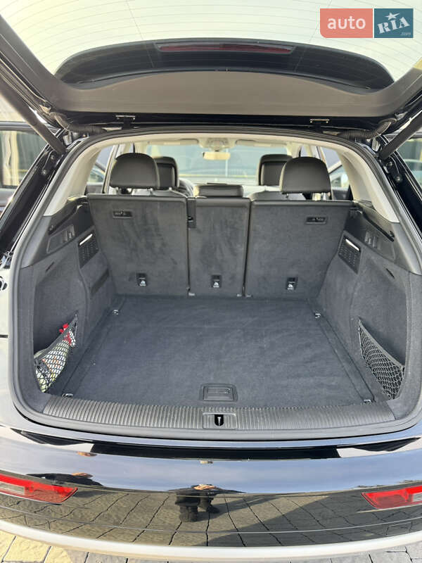 Внедорожник / Кроссовер Audi Q5 2019 в Львове