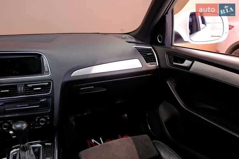 Позашляховик / Кросовер Audi Q5 2012 в Одесі