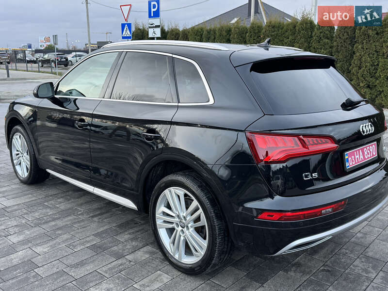 Внедорожник / Кроссовер Audi Q5 2017 в Луцке фото 5 Внедорожник / Кроссовер Audi Q5 2017 в Луцке