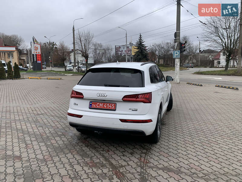 Внедорожник / Кроссовер Audi Q5 2019 в Черновцах
