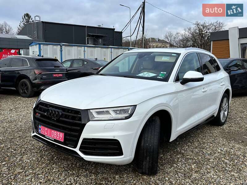 Позашляховик / Кросовер Audi Q5 2017 в Стрию