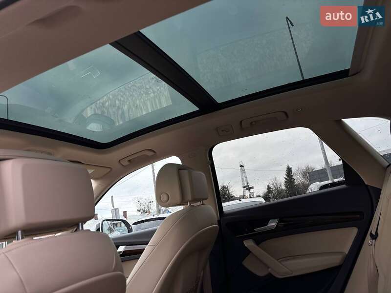 Позашляховик / Кросовер Audi Q5 2017 в Стрию