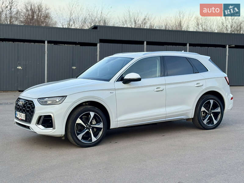 Внедорожник / Кроссовер Audi Q5 2023 в Ровно