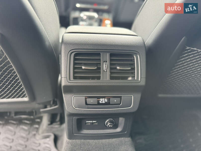 Внедорожник / Кроссовер Audi Q5 2023 в Ровно