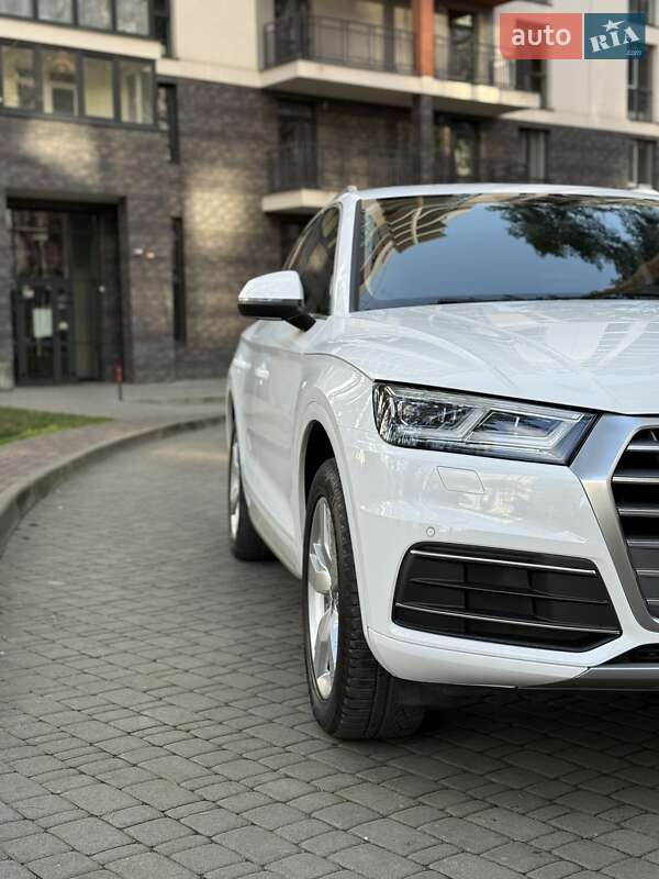 Внедорожник / Кроссовер Audi Q5 2018 в Броварах фото 12 Внедорожник / Кроссовер Audi Q5 2018 в Броварах