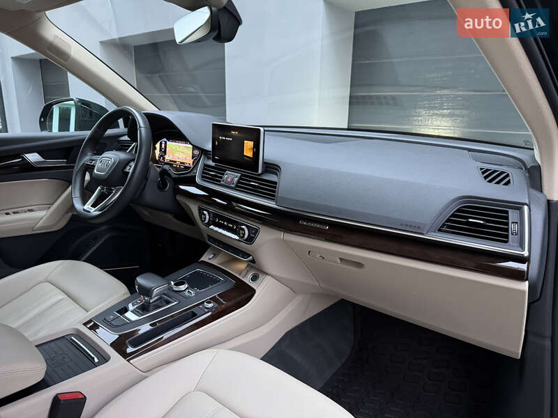 Позашляховик / Кросовер Audi Q5 2019 в Тернополі фото 82 Позашляховик / Кросовер Audi Q5 2019 в Тернополі