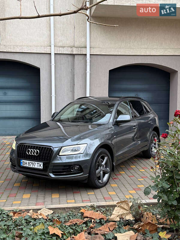 Внедорожник / Кроссовер Audi Q5 2012 в Одессе