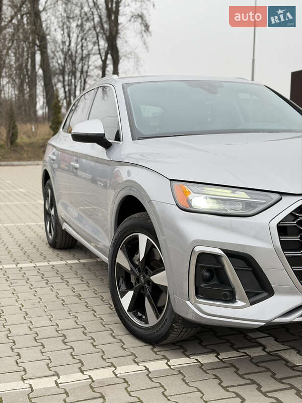 Внедорожник / Кроссовер Audi Q5 2022 в Тернополе