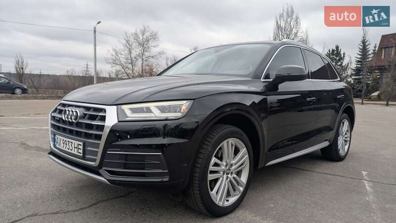 Внедорожник / Кроссовер Audi Q5 2018 в Ахтырке