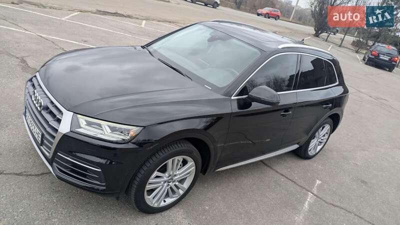 Внедорожник / Кроссовер Audi Q5 2018 в Ахтырке