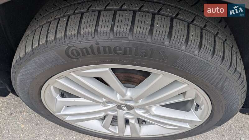 Внедорожник / Кроссовер Audi Q5 2018 в Ахтырке