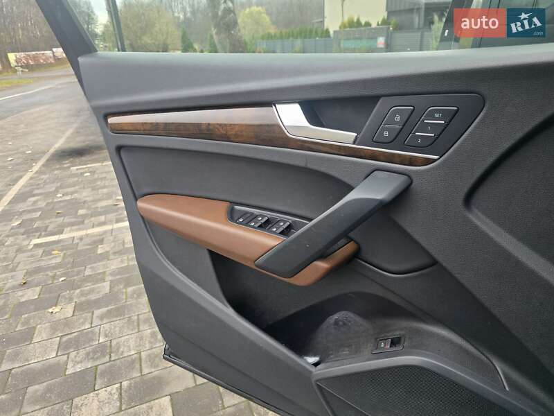 Внедорожник / Кроссовер Audi Q5 2018 в Ужгороде фото 15 Внедорожник / Кроссовер Audi Q5 2018 в Ужгороде