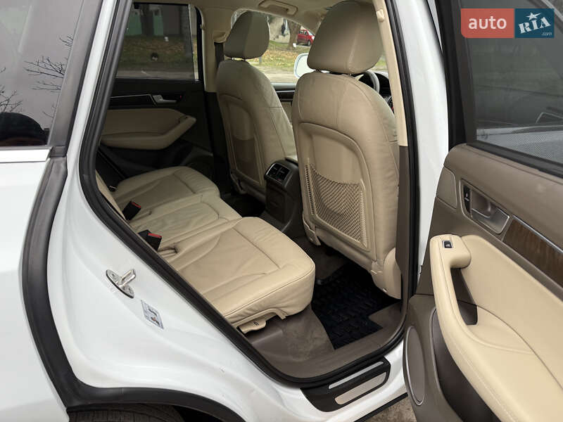 Внедорожник / Кроссовер Audi Q5 2015 в Ровно