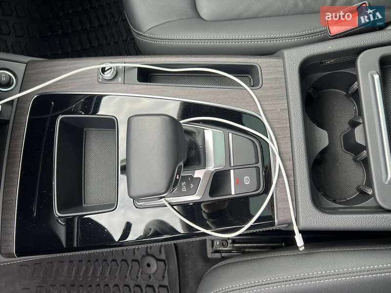Внедорожник / Кроссовер Audi Q5 2022 в Киеве фото 12 Внедорожник / Кроссовер Audi Q5 2022 в Киеве