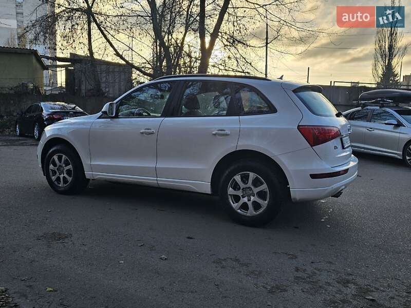 Внедорожник / Кроссовер Audi Q5 2010 в Киеве фото 7 Внедорожник / Кроссовер Audi Q5 2010 в Киеве