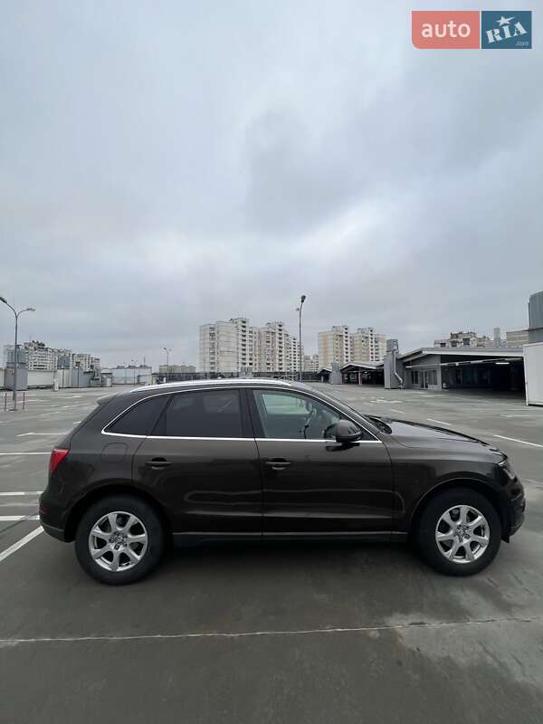 Внедорожник / Кроссовер Audi Q5 2011 в Киеве фото 5 Внедорожник / Кроссовер Audi Q5 2011 в Киеве
