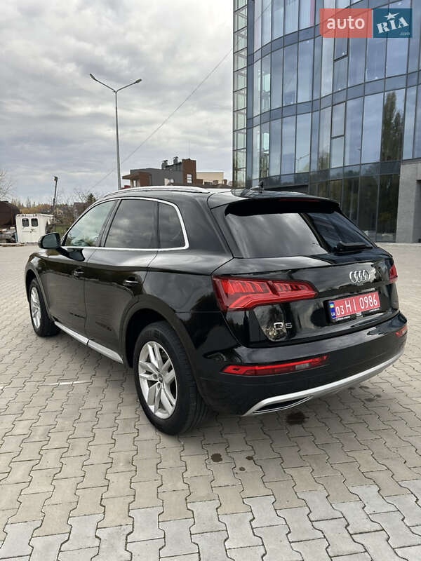 Внедорожник / Кроссовер Audi Q5 2019 в Киеве